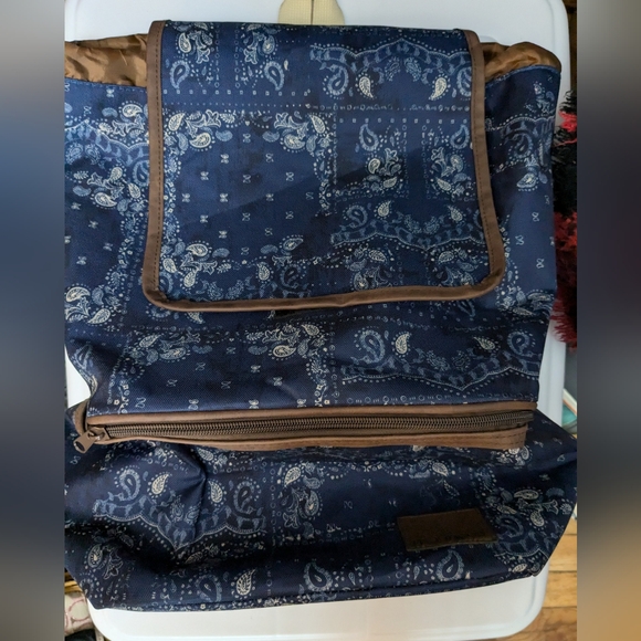 Backpack NWT - Picture 2 of 4